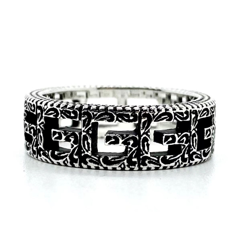 G*u*i rings